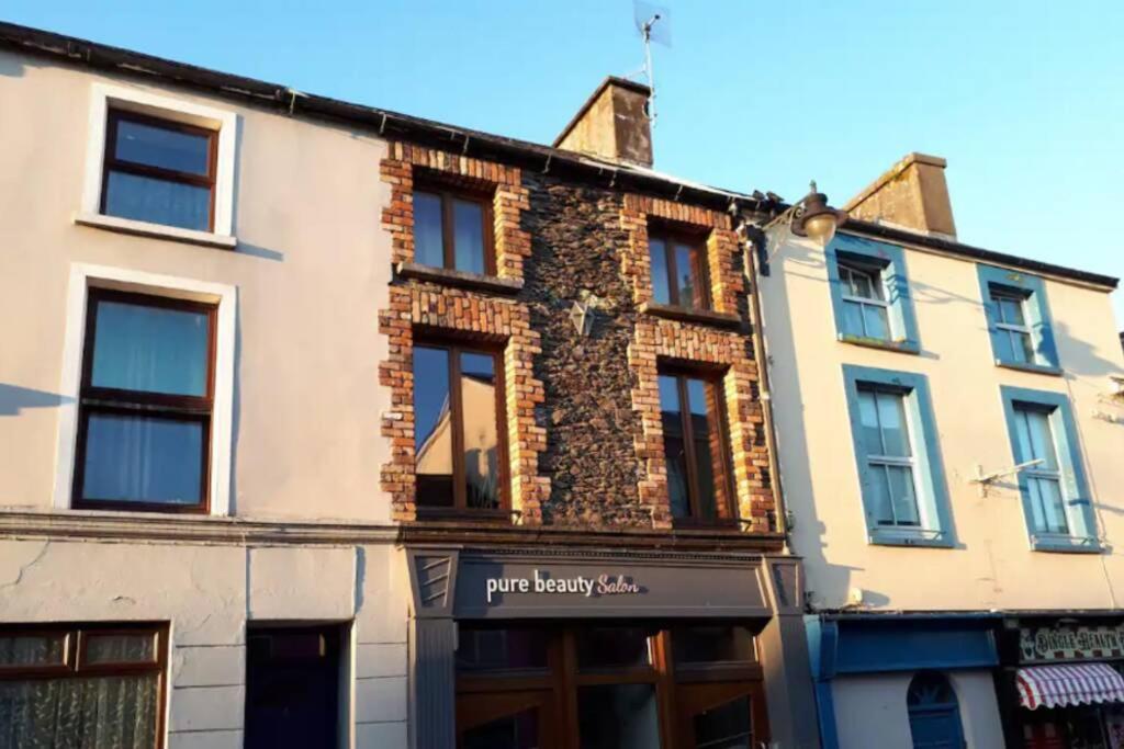 Centre Of Dingle Town - Luxury Holiday Apartment Экстерьер фото